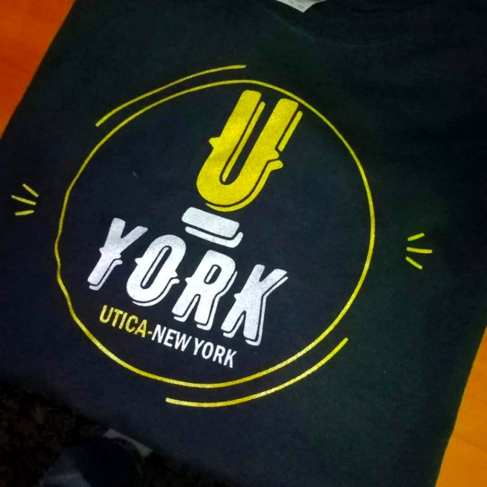 U York t-shirt